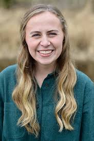 Amanda Dahlman's Instagram, Twitter & Facebook