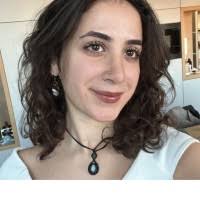 1300+ perfiles de «Marji»