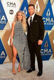 Find out during the 2021 cmt music awards. Carrie Underwood Dazzles In A Silver Sequin Gown At The Cma Awards In 2021 Carrie Underwood Cma Awards Lauren Alaina