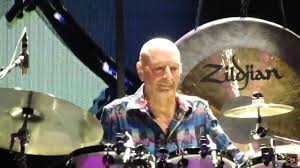 Go here to get your. Steve Smith Drum Solo With Journey Louisville 2017 Youtube