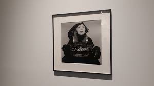 Geta bratescu was born in 1926, a remarkable figure of romanian conceptual art. Geta BrÄƒtescu ApariÈ›ii