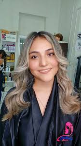 Promoción de esta semana para que luzcas unos pies👣 y uñas lindas. 🌼Spa  Pedi + Esmaltado permanente $15.00 🌼Acripie $15.00 🌼Spa Pedicure +  Acripie $20.00 🌼Reconstrucción o alargamiento en pulgares $5.00 ♦️Todos