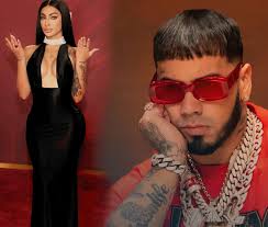 Nuestra Yailin no se aguantó y publicó to! 😱 No van a creer todo lo que  supuestamente envió este hombre a ella y a su peque Cattleya. Acá las  fotos. 𝗘𝗻𝗹𝗮𝗰𝗲 𝗲𝗻