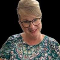 80+ "Tracey Beach" profiles