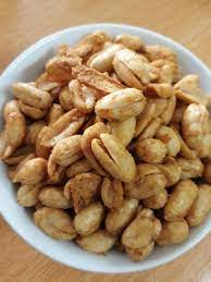 Goreng sampai kacang berwarna kecokelatan atau matang sambil terus diaduk perlahan. Cara Cara Buat Kacang Tanah Goreng Masin Macam Mak Kita Buat Dulu Dulu Semua Semua Semuanya