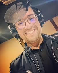 Enrique Aragón Cantante