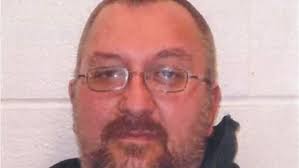 Hamilton police looking for violent offender