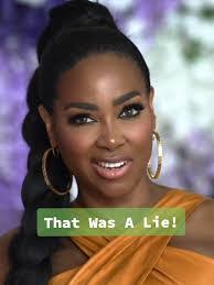 Kenya Brown's Instagram, Twitter & Facebook