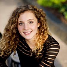 Molly Lazar's Instagram, Twitter & Facebook