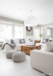 einrichtungsideen gemutliches helles wohnzimmer im landhausstil von jenndly living room grey home house interior