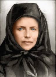 My grandmother (Mormor) is a co-author of this book. I didn't realize that  Oregon had a huge Scandinavian background until I was older. I grew up with  Swedish Christmas traditions and attending