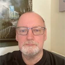 So it's time I share with you all my news, as of the 8th of December I  shall no longer be working at Dreams, I've had an incredible time working  for them