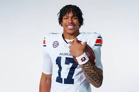 👀 Auburn QB Byrum Brown in his new threads! #WarEagle 📸 Auburn Athletics