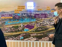 Ya, sekarang ini beli rumah dekat stasiun kereta commuter line memang dapat disebut pilihan yang pintar. Teman Housemate Survey Rumah Di Sale Gallery Rc Residences Singgah Makan Restoran Gerak 23 Azwar Syuhada