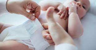 Mon Bébé De 4 Mois Fait Des Selles Glaireuses Après Chaque Tétée. Est-Ce  Normal ? » - Magicmaman.com