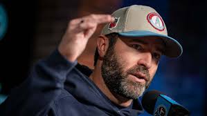 Vols softball pulls off huge upset, advances to Region final