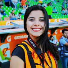 Stream Avril Castro music