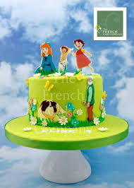 Childrens Birthday Cake Heidi Gateau D Anniversaire Pour Enfants Bebe Heidi Verjaardagstaart Gateau Anniversaire Enfant Anniversaire Gateau Anniversaire