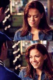 Haley Season 1 One Tree Hill One Tree Hill Seasons Haley James Scott