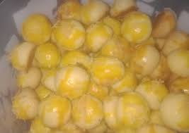 Umumnya, bahan yang diperlukan untuk membuat kue nastar cukup simpel, yaitu margarin atau mentega, kuning telur, susu bubuk, dan gula pasir. Gimana Cara Membuat Nastar Simpel 1kg Yang Bisa Manjain Lidah Anti Gagal Wanda Hamidah Wanda Hamidah