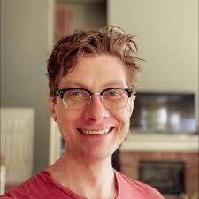 Michael Hanna's Instagram, Twitter & Facebook