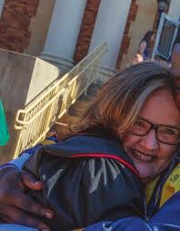 Brad Oldham's Instagram, Twitter & Facebook