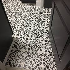 Check spelling or type a new query. Stacey Heeft Een Foto Van Zijn Haar Aankoop Toegevoegd Stenciled Wall Decor Wall Tiles Stencil Fabric