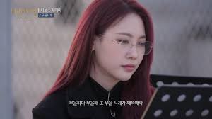 Jamie confesses that she feels lonely and depressed because of COVID19