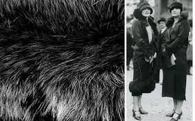 La donna presenta ancora tanti ovociti di qualità , ma le probabilità di altro fattore da considerare è l'ovulazione, che con il procedere negli anni non avviene puntualmente come prima. Storia Della Moda Gli Anni 20 Zonazago7