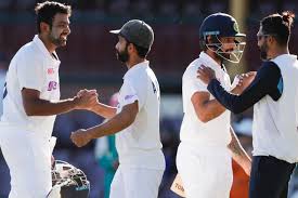 The indian contingent arrived australia after the conclusion of the indian premier league (ipl) indian captain virat kohli will return after leading the side in the opening test, which is going to be a. Yvor20m H3suzm