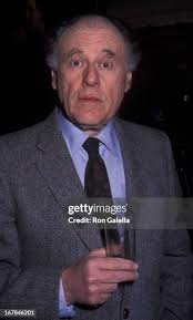 106 Bob Dishy Stock Photos, High-Res Pictures, and Images