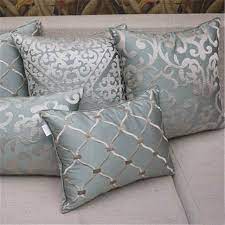 Maybe you would like to learn more about one of these? Coussins Brodes Europeens Haut De Gamme Decoration De Luxe Sans Canape Interieur Pour La Maison I Pc Aliexpress Decorative Sofa Pillows Luxury Cushions Sofa Decor