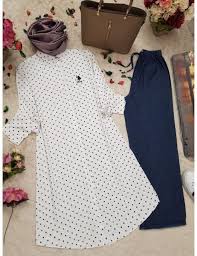 Puantiyeli Tunik Beyaz Muslim Fashion Outfits Muslimah Fashion Outfits Beautiful Casual Dresses