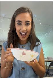 Wholesome Sunday Activities: Painting and Pottery Ideas