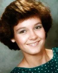 Michelle Groves's Instagram, Twitter & Facebook