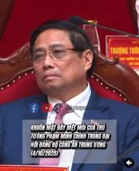 Bão lũ chồng bão lũ, cuộc sống người dân khó khăn trăm bề. Cho nên là người  lãnh đạo có tấm lòng thương dân như Bác thì vui sao được. Thế mới