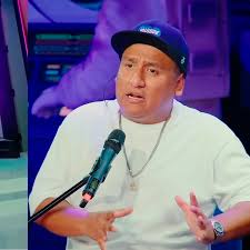 Jorge Luna conmueve a su madre tras regalarle una casa por Navidad | TVMAS  | EL COMERCIO PERÚ