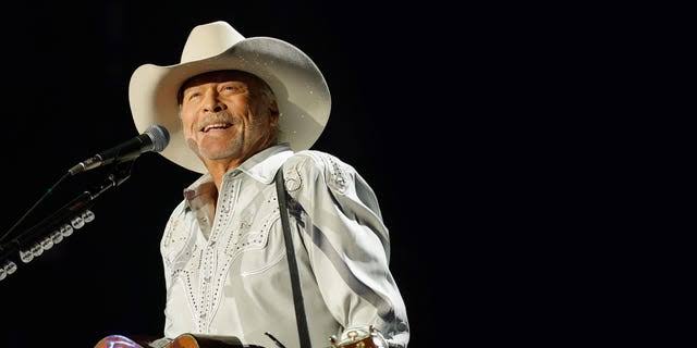Every Country Singer Who Performed at Alan Jackson's Farewell Concert