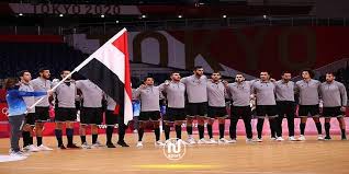 وضرب المنتخب المصرى موعدا مع منتخب الدنمارك فى ربع نهائى كأس العالم لكرة اليد، فى السابعة مساء الأربعاء المقبل، بعد انتصار منتخب السويد على منتخب الاتحاد الروسي في الجولة الثالثة والأخيرة. Hfwvivfg Bc Cm