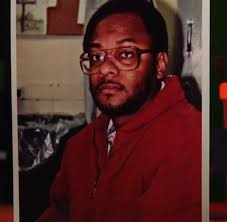 Let's try this again. The murder of Dorothy Donovan shocked her small town,  but the details surrounding the night of her death were even more shocking.  Picture 1: Dorothy Donovan Picture 2: