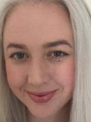 Vicki Hutton's Instagram, Twitter & Facebook