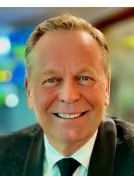 Sheraton Grand Mirage Resort Port Douglas GM Steve Molnar Australia's Best  Hotel General Manager for 2024