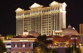 Die glücksspielmetropole las vegas bietet sehr viele sehenswürdigkeiten und attraktionen für die touristen an und sicherlich ist für jeden geschmack und interesse dort das passende dabei. Las Vegas Sehenswurdigkeiten Mycitytrip Com