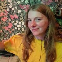 Lori Sandbach's Instagram, Twitter & Facebook