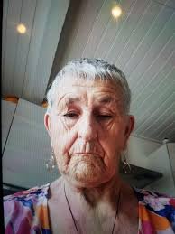 Chic and Classy with these @zeelool glasses! I love wearing frames to  accessories my looks and make a bold statement ! These do just that for me  ! 👓💕...