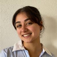 300+ perfiles de «Laura De Sousa»