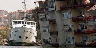 Bu yükün altından nasıl kalkabileceği gibi sorular istanbul depremi başlığı altına sıralandığında olayın vehameti gözler önündedir. Istanbul Da 17 Agustos Benzeri Bir Deprem Olursa Ne Olur