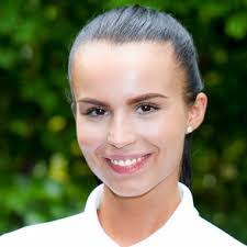 Heidi Villiger's Instagram, Twitter & Facebook