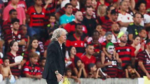 Por muito que agora se venha dizer o contrário, o benfica não estava verdadeiramente. Ricardo Araujo Pereira Lembra Chegada De Jesus Ao Benfica Passaram A Jogar O Quadruplo Brasil Jornal Record