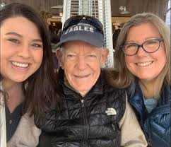 We will close this Saturday 12/7 at 6:00 to celebrate a birthday🥳